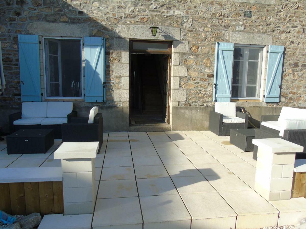 Puy Larousse Farm House Acomodação com café da manhã Linards Exterior foto